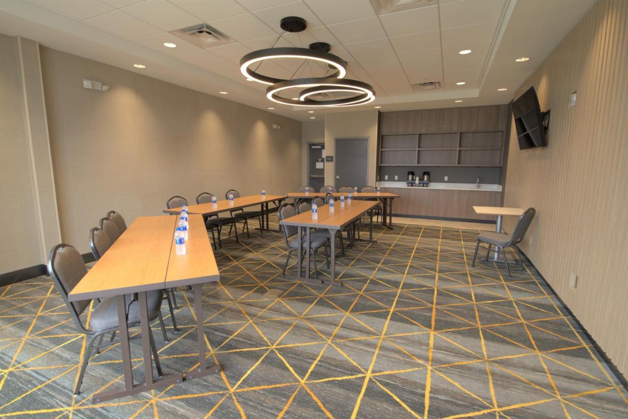 Holiday Inn & Suites - Hopkinsville - Convention Ctr By Ihg Dış mekan fotoğraf